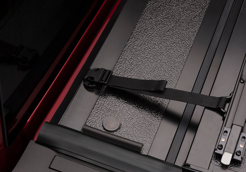 BAK Industries 226309 Tonneau Cover; BAKFlip G2; Hard Folding