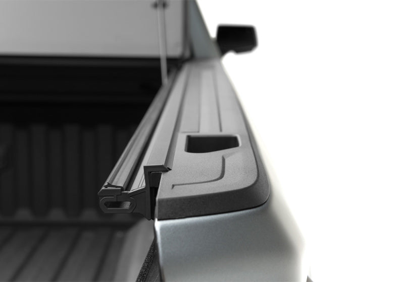 BAK Industries 226131 Tonneau Cover; BAKFlip G2; Hard Folding