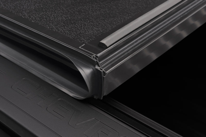 BAK Industries 226100 Tonneau Cover; BAKFlip G2; Hard Folding